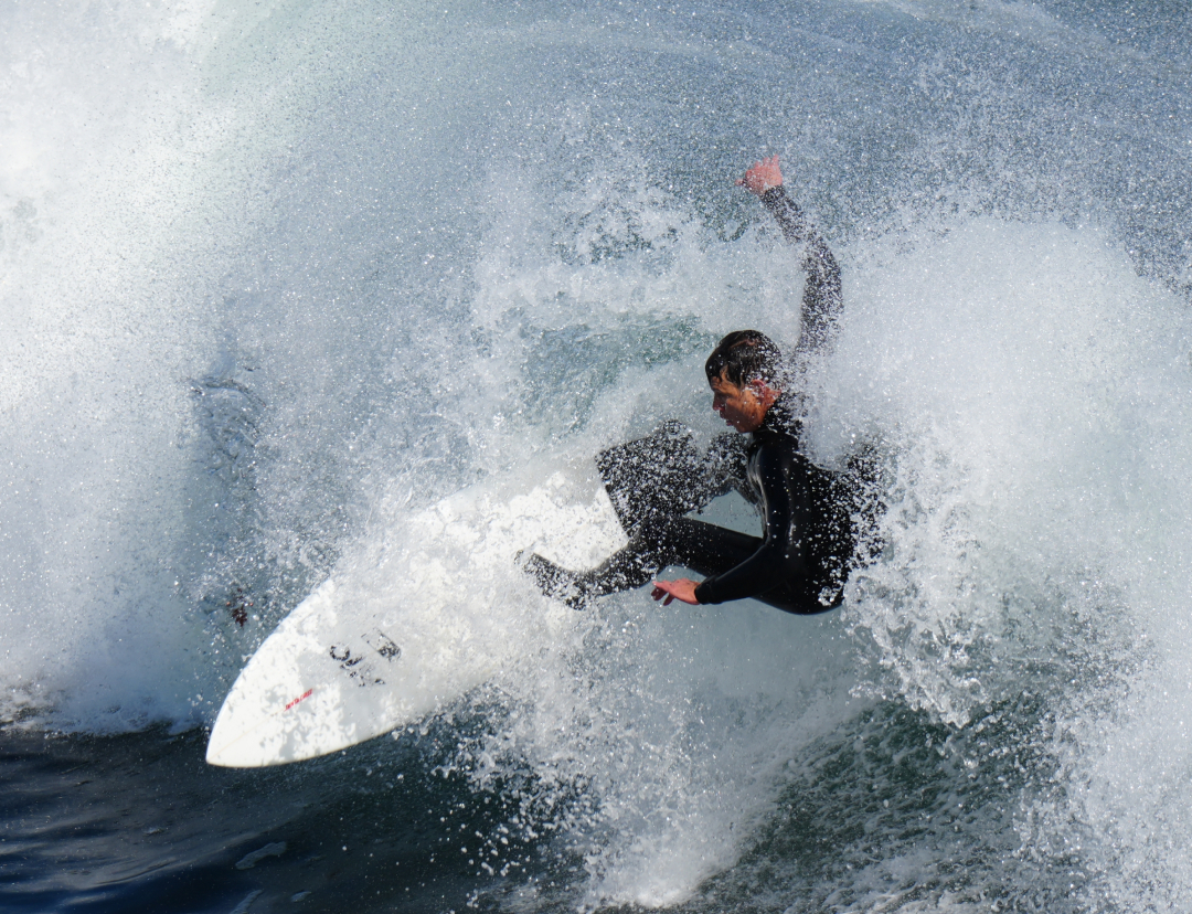 Vania Torres regresa a Lima como campeona mundial de surf