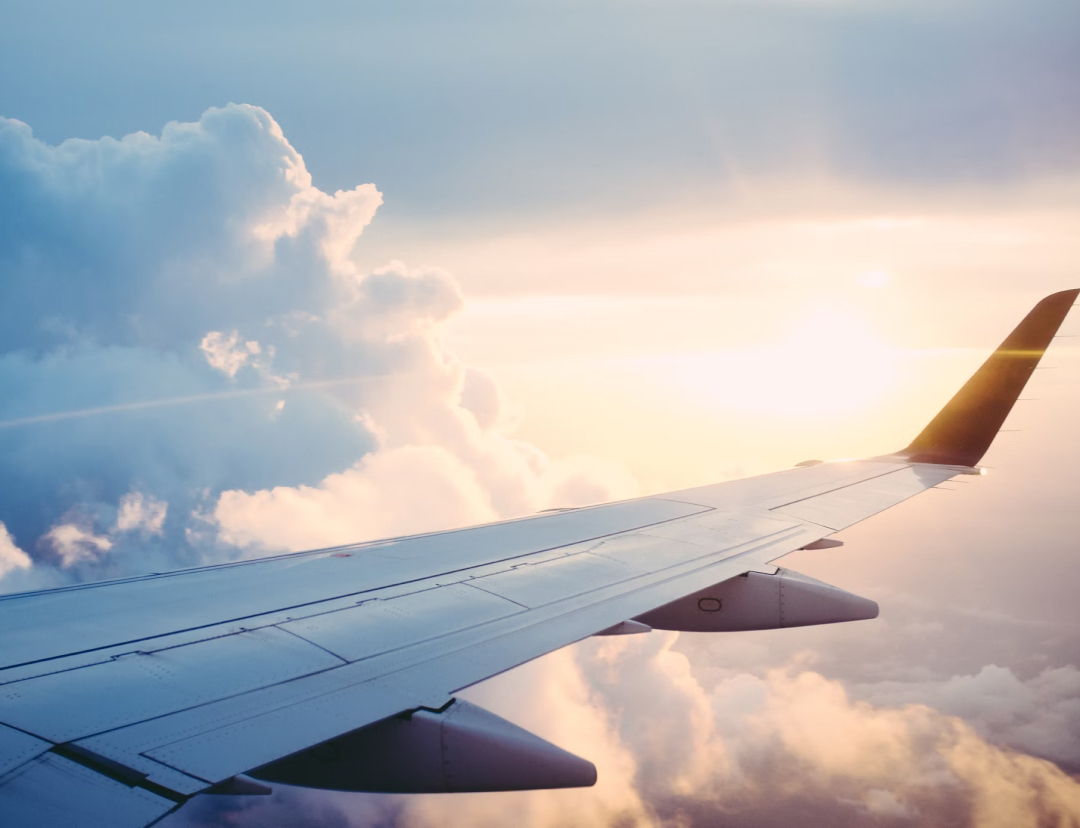 United Airlines Grounds Flights Due to Tech Issues