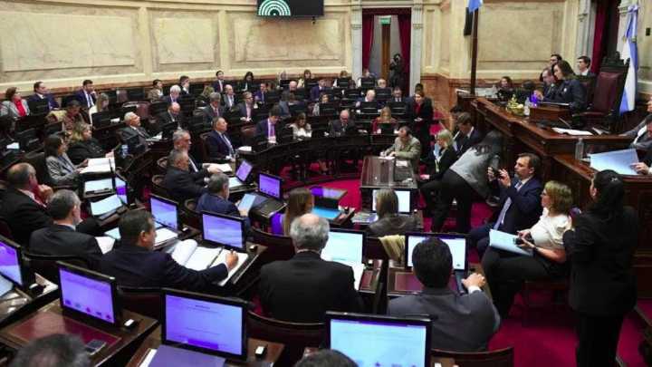 Avanza la reforma jubilatoria: el kirchnerismo y la UCR lograron dictamen de mayoría en el Senado