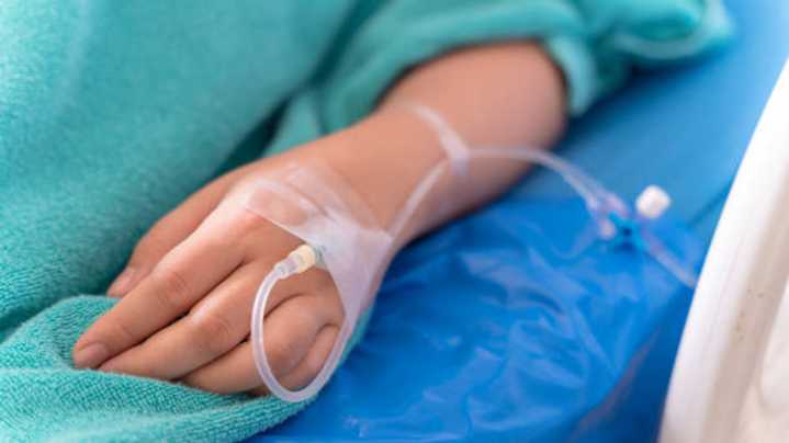Gov. Abbott orders hospitals to track patients' immigration status
