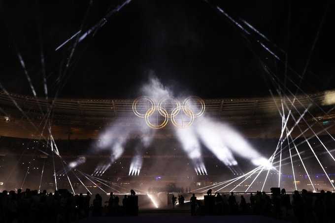 Culminan los Juegos Olímpicos de París 2024 y entrega antorcha a Los Ángeles 2028