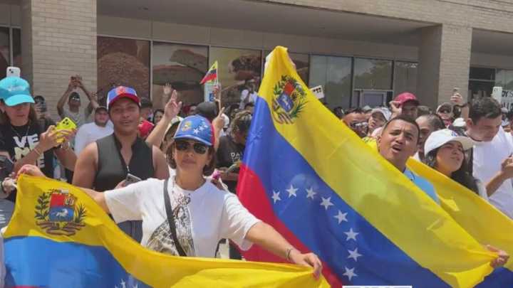 Venezolanos en Dallas salen a manifestarse pacíficamente: conoce lo que exigen