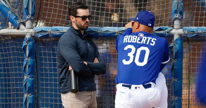 Updated Dodgers 40-man roster