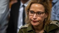Detenida la exfiscal israelí que filtró el vídeo de la violación a un preso palestino mientras Israel convierte a los agresores en héroes