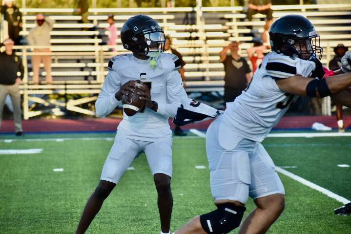 Live Coverage: Massachusetts High School Football, quarterfinal round of state tournament