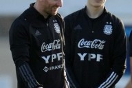 Garnacho detalló lo que es jugar junto a Messi y Cristiano Ronaldo: "Humildad"