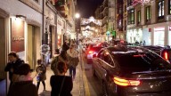 La Unión de Comerciantes lanza una promoción para aparcar gratis e "impulsar las compras" en el centro de Gijón esta Navidad