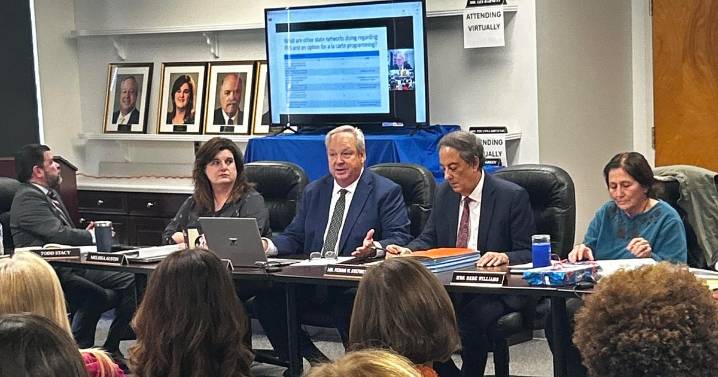 Alabama Educational Television Commission votes to keep PBS through June 2026 after Ivey letter