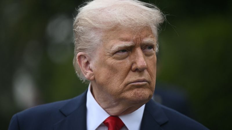 Trump y otros políticos podrían ser afectados por la publicación de los archivos del caso Epstein, afirma experto