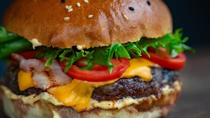 Ohio restaurants may be required to add warning labels for high sodium food items