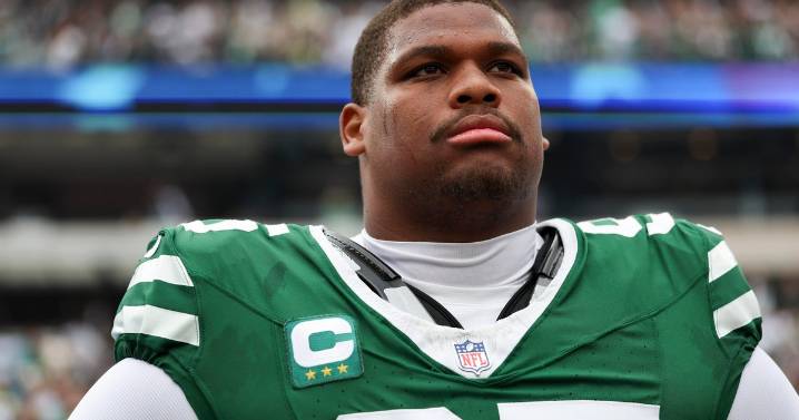 Dallas Cowboys trading for All-Pro defensive tackle Quinnen Williams of the New York Jets