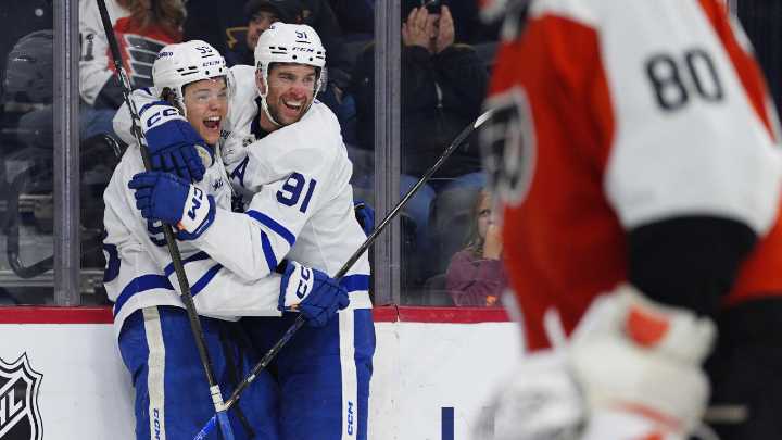 Easton Cowan’s first goal punctuates Maple Leafs’ first road win