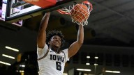 Iowa overwhelms Chicago State behind Banks, balanced scoring