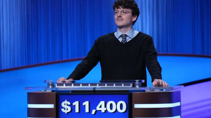 Indiana man wins with final 'Jeopardy' question. How much?