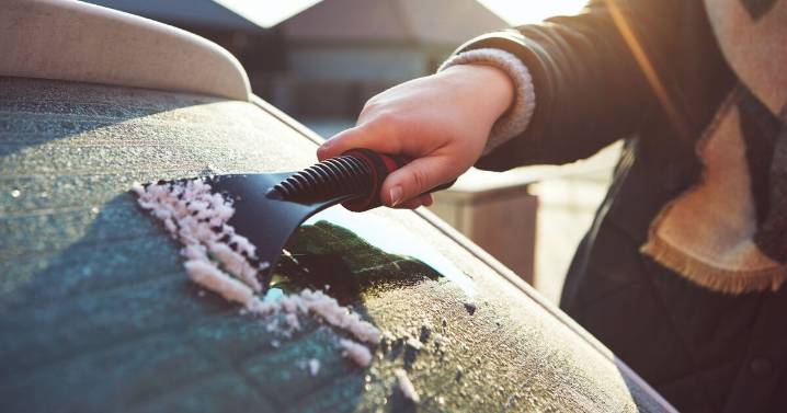 Car windscreens won't freeze if covered with 1 household item
