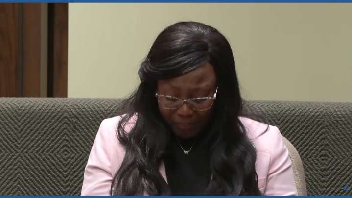 'I'm so very sorry:' Woman accused of killing pastor testifies about affair, fatal shooting