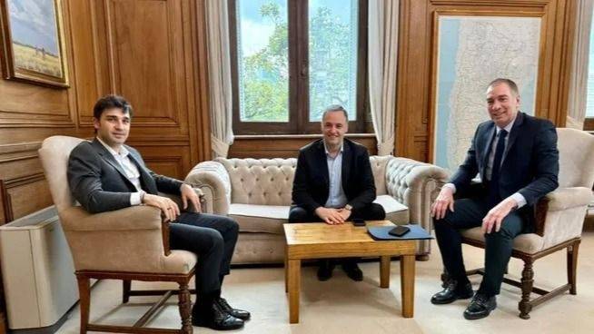 Santilli recibe a gobernadores dialoguistas: ¿Cuándo se reunirá con Orrego?