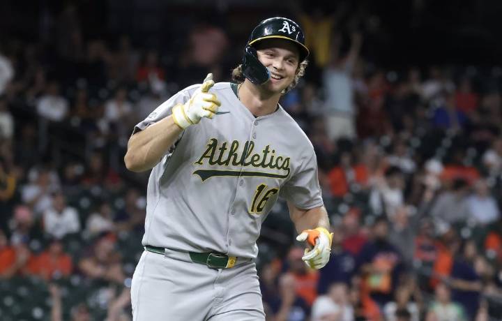 Deadspin | Athletics' Nick Kurtz, Braves' Drake Baldwin win Rookie of the Year awards