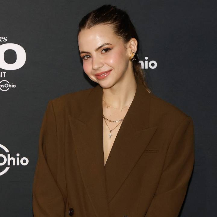 Bobbi Althoff Facial Paralysis After Botched Botox Procedure