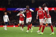 Con hat trick de Eze: Arsenal aplasta al Tottenham y sigue a paso firme en la Premier League
