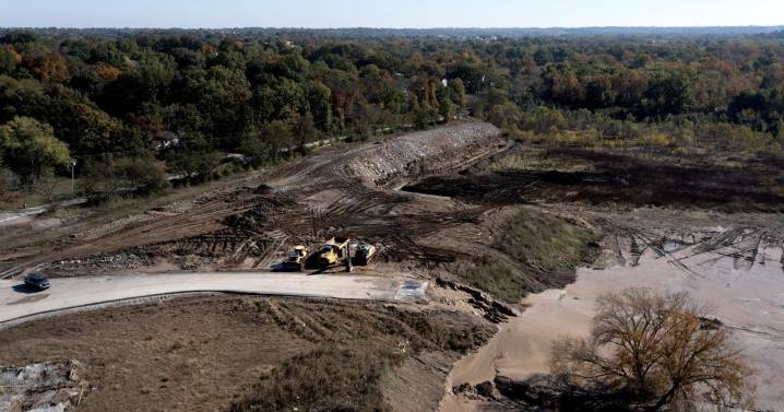 Homes planned along Meramec River in St. Louis County renew flood concerns