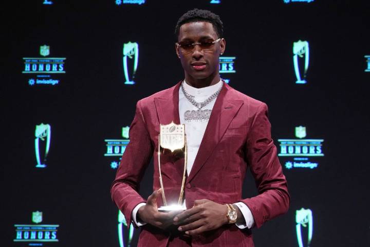 Sauce Gardner Issues 1st Statement as Aaron Glenn’s Jets Trade CB to Colts Just Before Deadline Sauce Gardner’s trade to the Colts strengthens a defense seeking redemption after the Steelers' loss. He