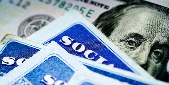Quiénes recibirán pagos de hasta $5,108 del Seguro Social este miércoles