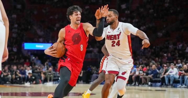 NBA Officials Miss Foul on Heat Late vs. Blazers