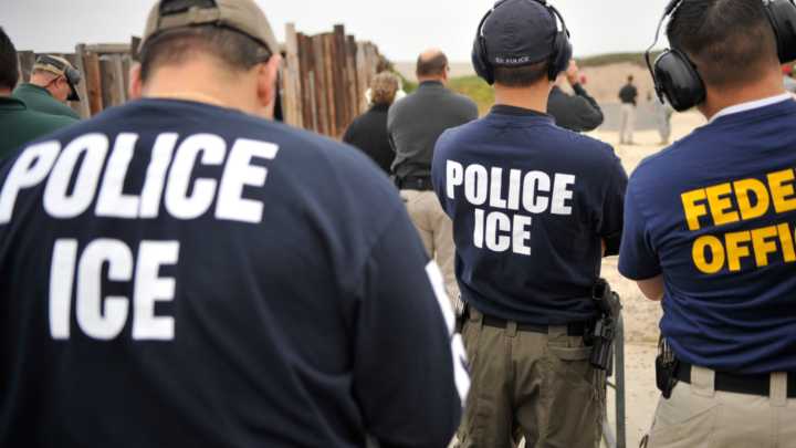 Golpe judicial a Donald Trump: un juez ordena liberar bajo fianza a cientos de inmigrantes detenidos durante la ‘Operación Midway Blitz’ en Chicago