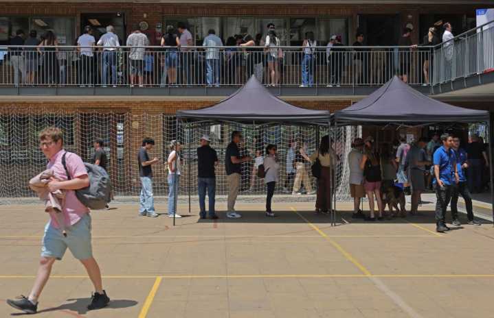 Elecciones presidenciales en Chile: Más de 15 millones de chilenos participan en una decisiva jornada electoral