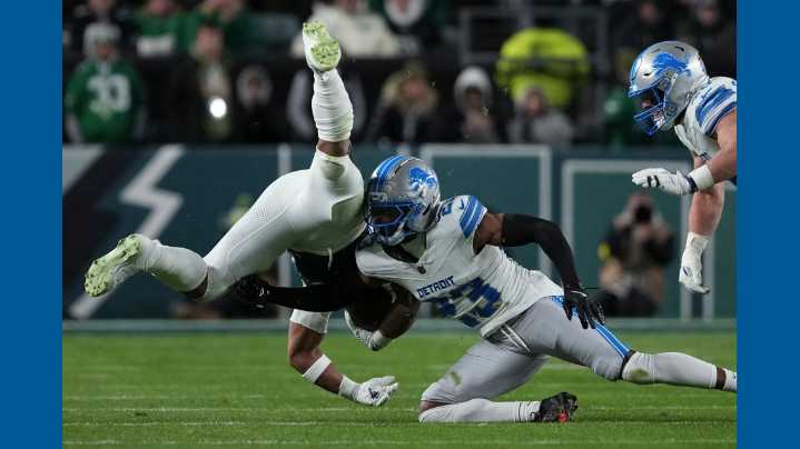 Dubious call seals Eagles' win over Lions and shakes up the NFC playoff race