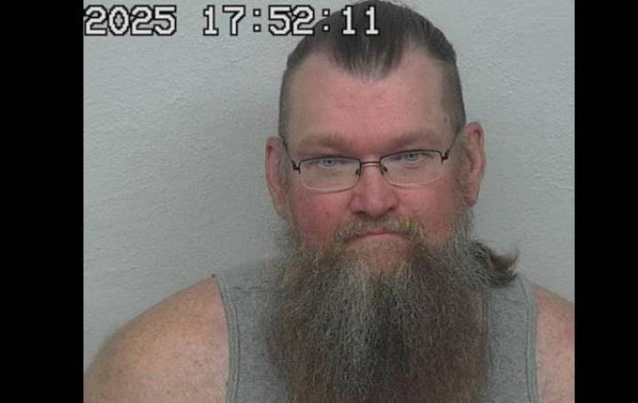 the man lives in Orient, population 69