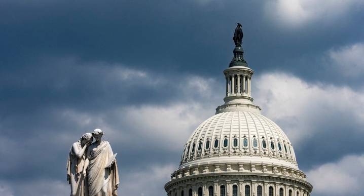 Estados Unidos: El acuerdo para abrir el Gobierno divide a los demócratas y reduce su capacidad de presión | Donald Trump | Obamacare 