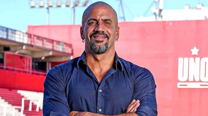 Madryn felicitó a Central y Estudiantes desmintió que se haya votado por el nuevo título