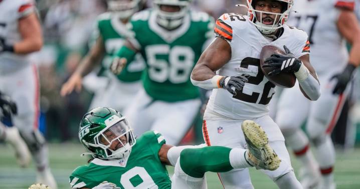Browns lose 27-20 against Jets in Week 9 game