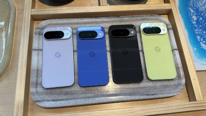 Google Is Cautiously Experimenting With One of Apple’s Most Controversial AI Features