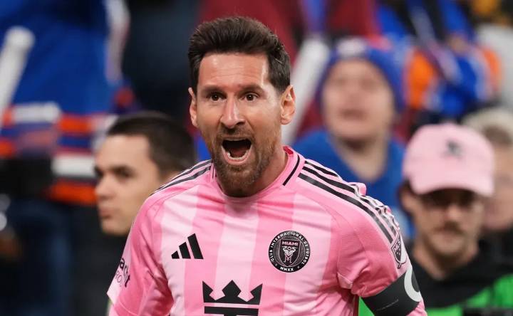 Video: Lionel Messi scores header for Inter Miami’s first goal vs FC Cincinnati in 2025 MLS Cup Playoffs