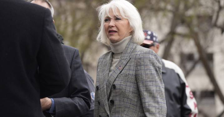 Amid pressure to move Tina Peters to federal custody, here's what CDOC says