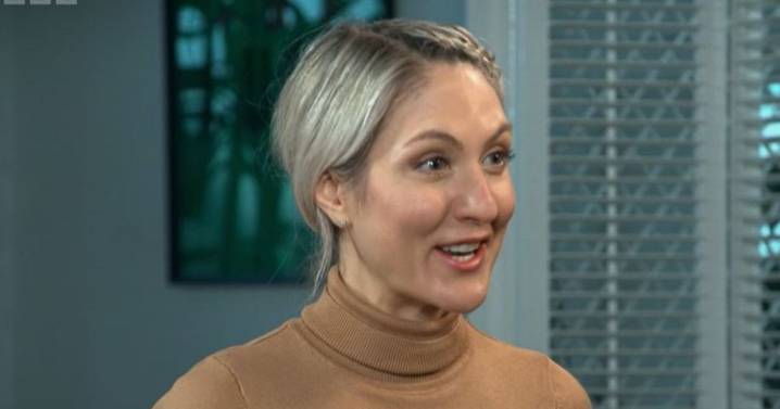 Gut expert Dr Megan Rossi issues 'think again' warning over 'harmless' loo habit