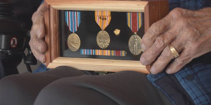 WWII veteran celebrated with the help of great-grandson, local high school