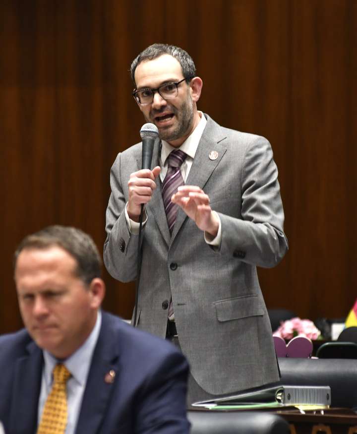 Scottsdale GOP lawmaker seeks new effort for voters to provide proof of citizenship