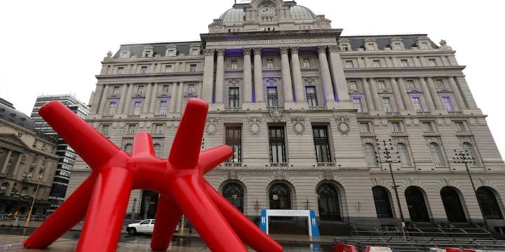 Causa Cuadernos: cómo fue el circuito de dinero negro para construir el Centro Cultural Néstor Kirchner