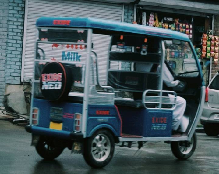 RTO Kashmir Declares Two Key Srinagar Stretches as No e