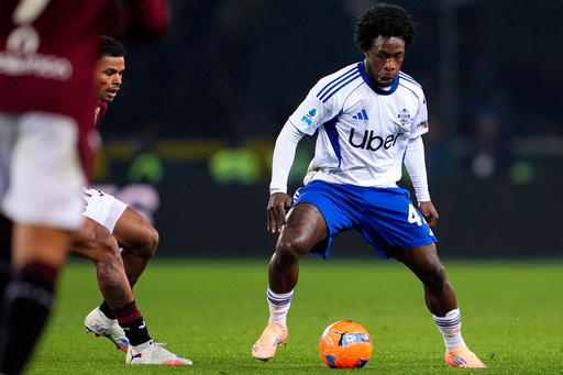 Addai anota dos goles y Como vence 5-1 al Torino para entrar en el top 6 de la Serie A