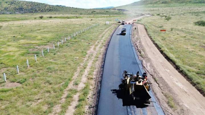 Lleva más de la mitad de avance la carretera Bavispe que conectará a Chihuahua con Sonora