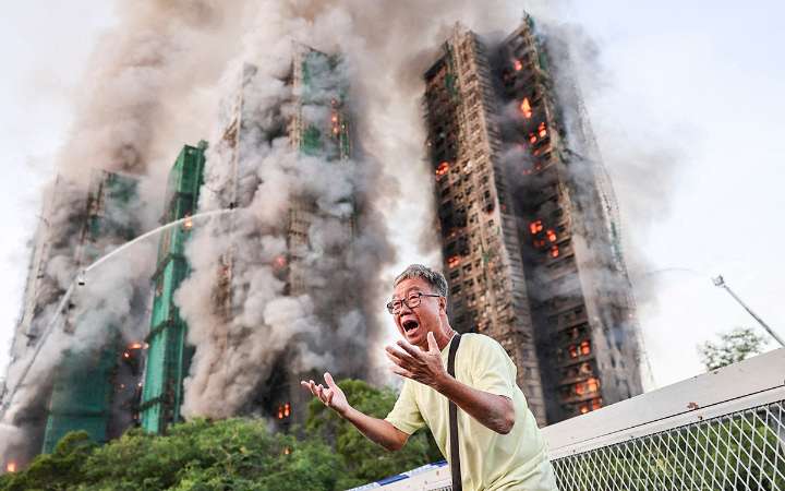 Incendio en torres residenciales de Hong Kong suma ya 146 muertos y 79 heridos