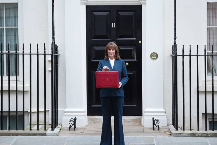 Rachel Reeves defends Budget comments amid row over headroom