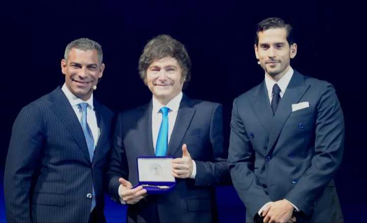 Verbitsky: Doble Faz