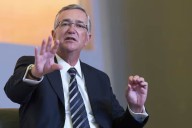 Ricardo Salinas Pliego espiaría a abogado en Londres para evitar juicio