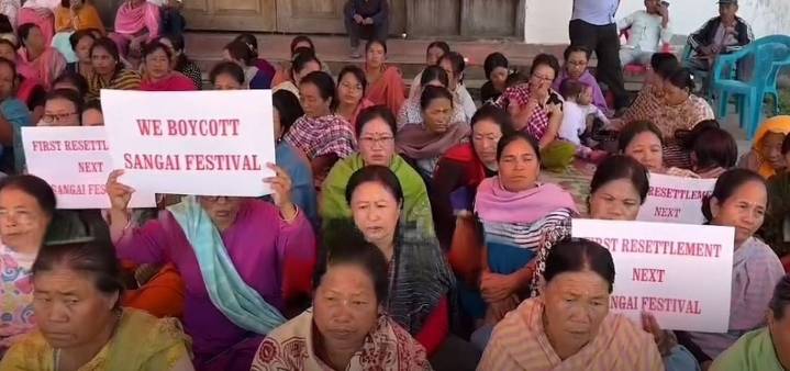 Displaced Families in Manipur Hold Mass Sit-In Protests Opposing Sangai Festival